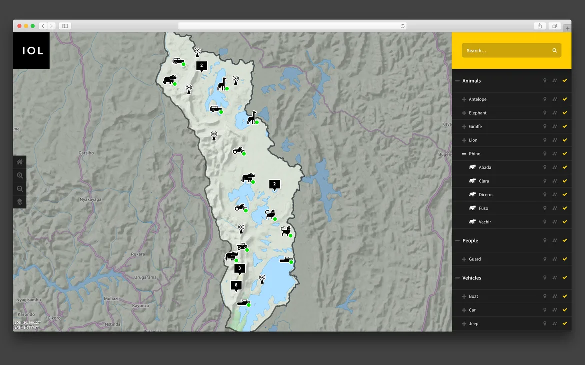 Interface showing trackers on a map